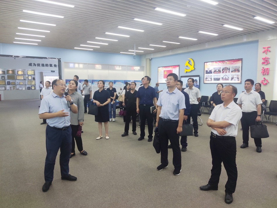 2024年7月17日，市國資委系統(tǒng)在公司開展“三組聯(lián)建”現(xiàn)場觀摩1（公司展廳）_副本